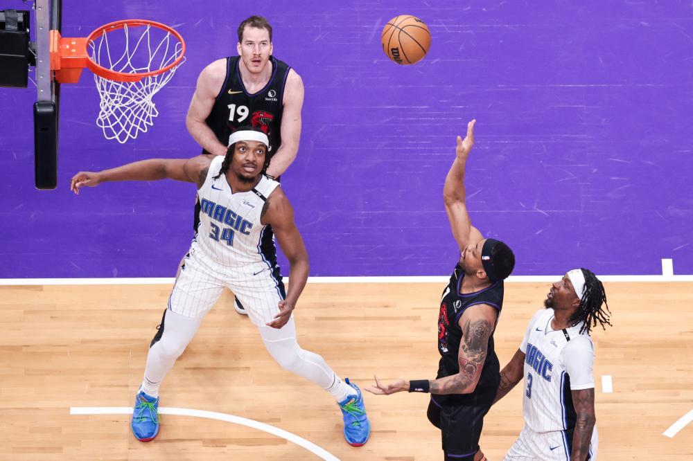 努涅斯通过 努涅斯通过