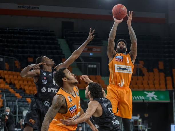 比赛伊始 比赛伊始